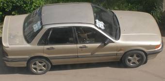 1990 Mitsubishi Galant Pictures
