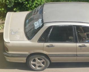 1990 Mitsubishi Galant Photos