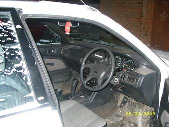 1991 Mitsubishi Galant Pictures