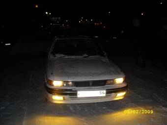 1991 Mitsubishi Galant Pictures