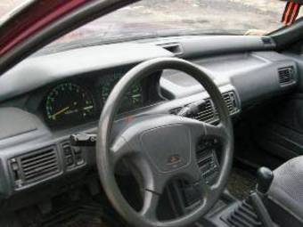 1991 Mitsubishi Galant Photos