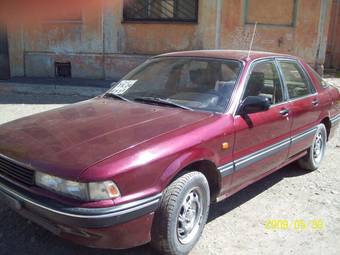 1991 Mitsubishi Galant Photos