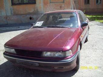 1991 Mitsubishi Galant Photos