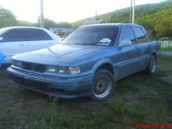 1991 Mitsubishi Galant Photos