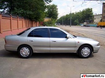 1993 Mitsubishi Galant Images