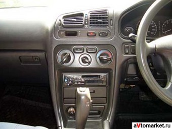 1993 Mitsubishi Galant Pics