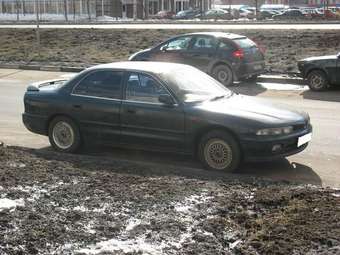 1993 Mitsubishi Galant Photos