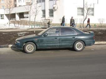 1993 Mitsubishi Galant Pictures