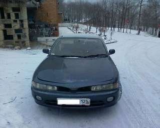 1993 Mitsubishi Galant Photos