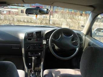 1993 Mitsubishi Galant Photos