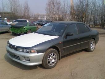 1993 Mitsubishi Galant Pictures