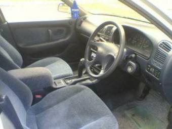 1993 Mitsubishi Galant Photos