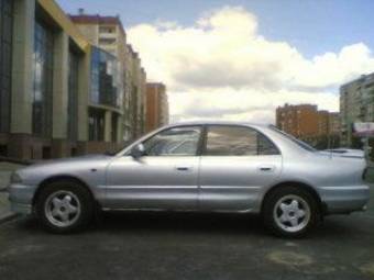 1993 Mitsubishi Galant Pictures