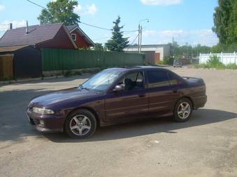 1993 Mitsubishi Galant Pictures