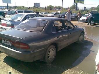 1993 Mitsubishi Galant Photos