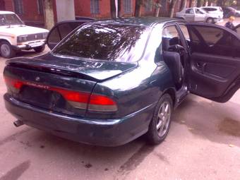 1993 Mitsubishi Galant Pictures