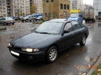 1994 Mitsubishi Galant Photos