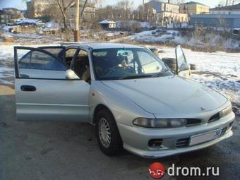 1994 Mitsubishi Galant Pictures