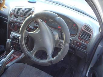 1994 Mitsubishi Galant Photos