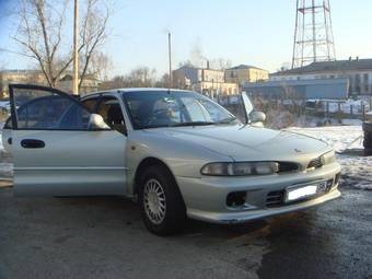 1994 Mitsubishi Galant Pictures