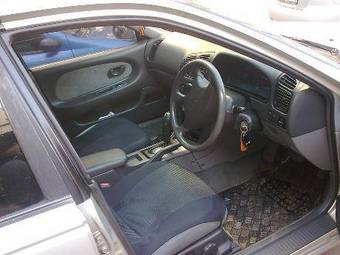 1995 Mitsubishi Galant Pics