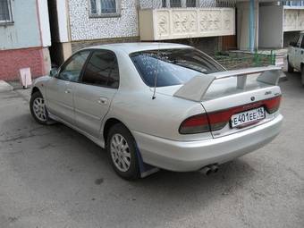 1995 Mitsubishi Galant Photos