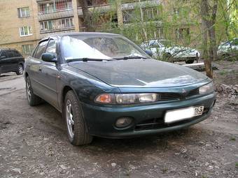 1995 Mitsubishi Galant Pictures