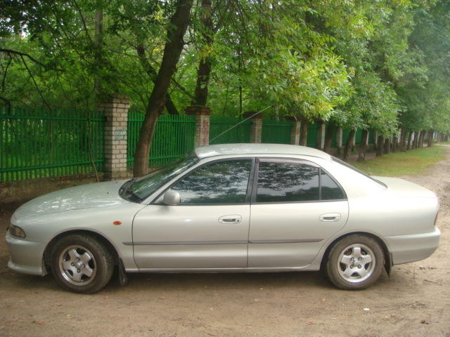 1995 Mitsubishi Galant