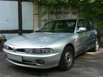 1996 Mitsubishi Galant Pictures