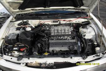 1996 Mitsubishi Galant Photos