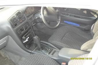 1996 Mitsubishi Galant Pictures