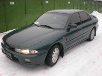 1996 Mitsubishi Galant Pictures