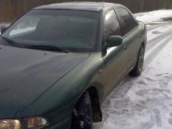 1996 Mitsubishi Galant Photos