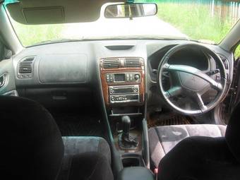 1996 Mitsubishi Galant Pictures