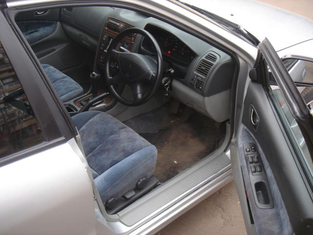 1997 Mitsubishi Galant