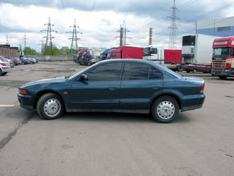 1997 Mitsubishi Galant Photos