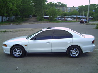 1997 Mitsubishi Galant Photos