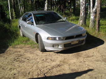 1997 Mitsubishi Galant Pics