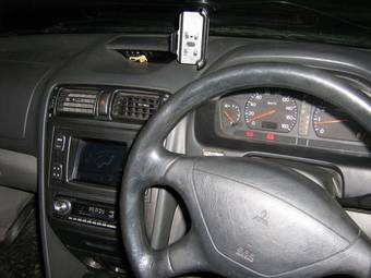 1997 Mitsubishi Galant Pictures