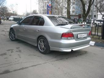 1997 Mitsubishi Galant Pictures