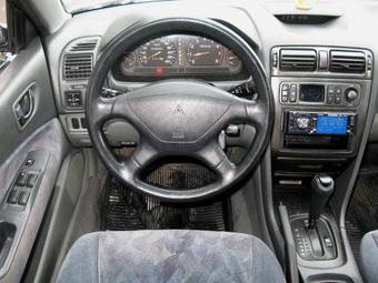 1997 Mitsubishi Galant Wallpapers