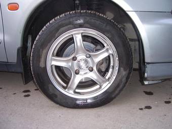1997 Mitsubishi Galant Photos