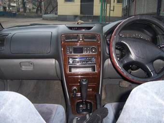 1997 Mitsubishi Galant Pictures