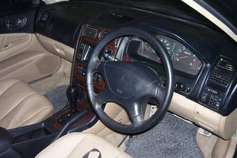 1997 Mitsubishi Galant Pictures