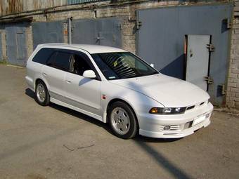 1997 Mitsubishi Galant Pictures