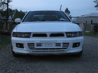 1997 Mitsubishi Galant Photos