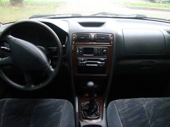 1997 Mitsubishi Galant Photos