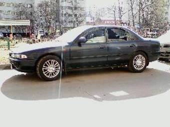1997 Mitsubishi Galant Pictures