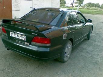 1997 Mitsubishi Galant Photos