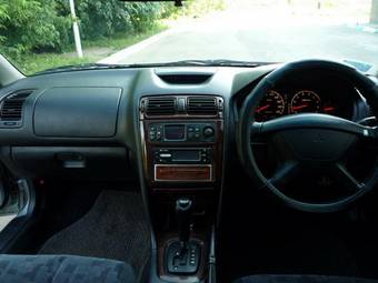 1997 Mitsubishi Galant Photos